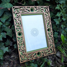 Load image into Gallery viewer, Marco de foto Verdes
